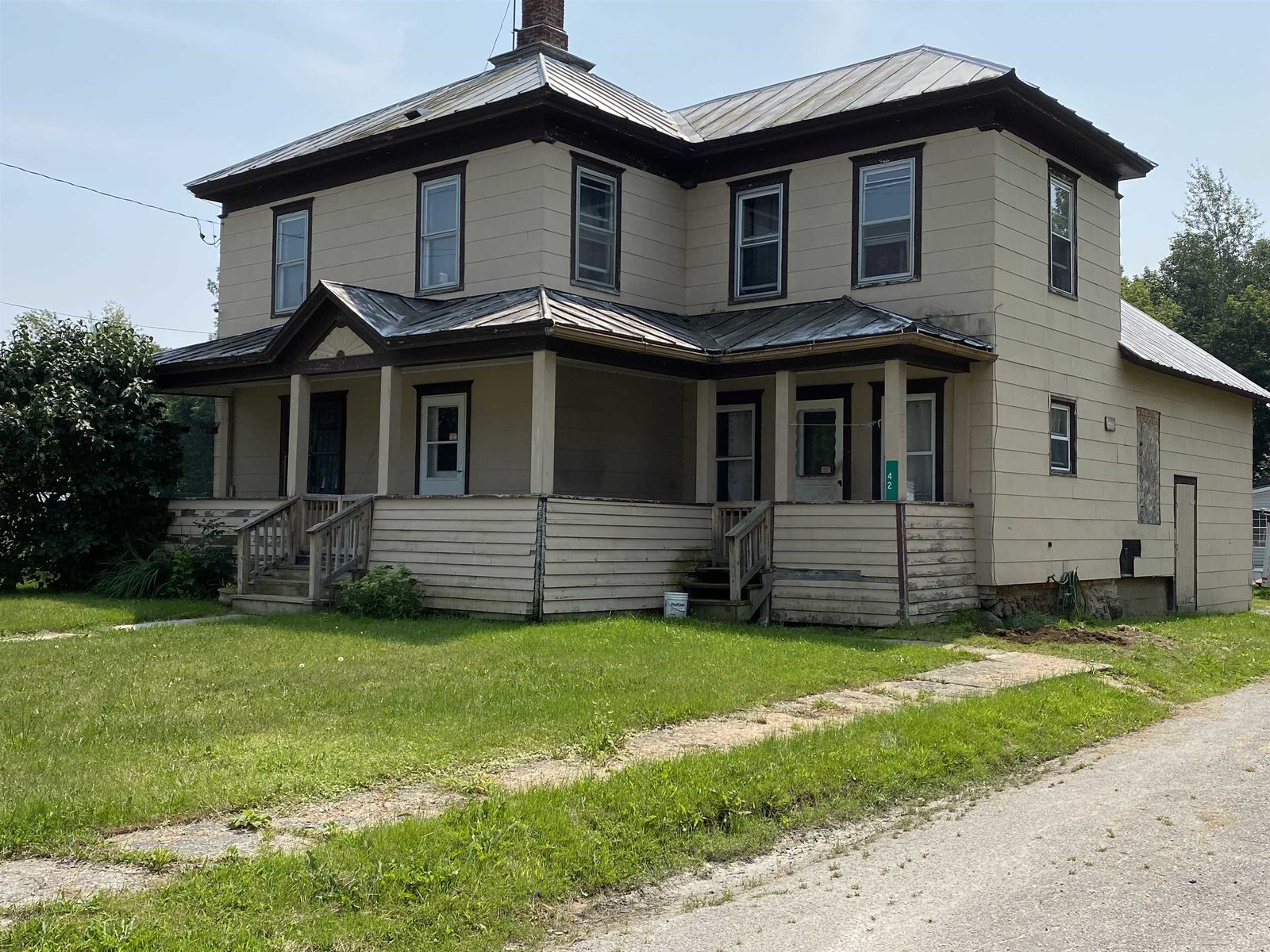 42 Vantine Avenue