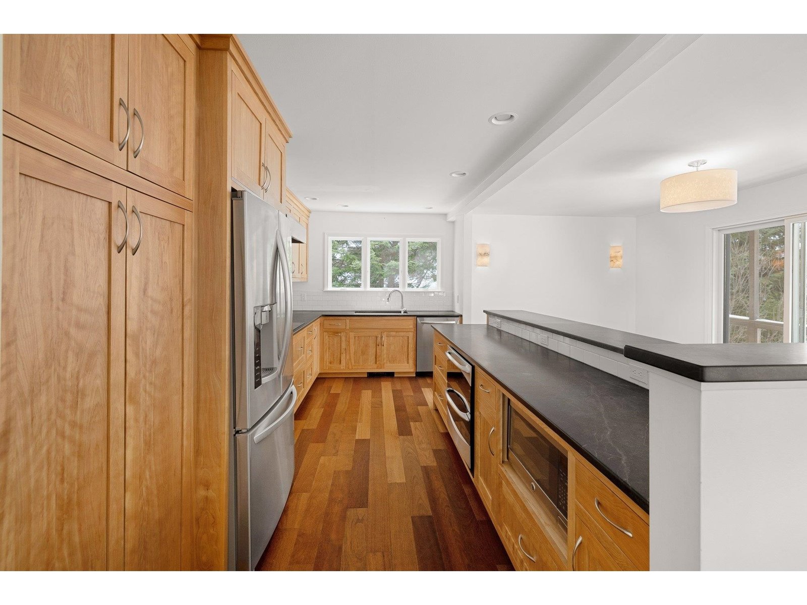 4210 Harbor Road