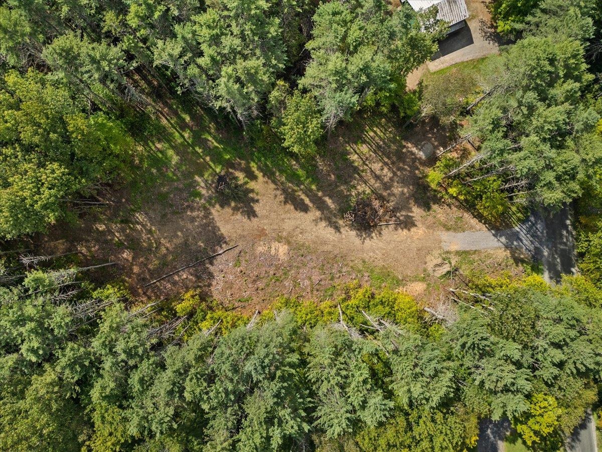 422 Center Road