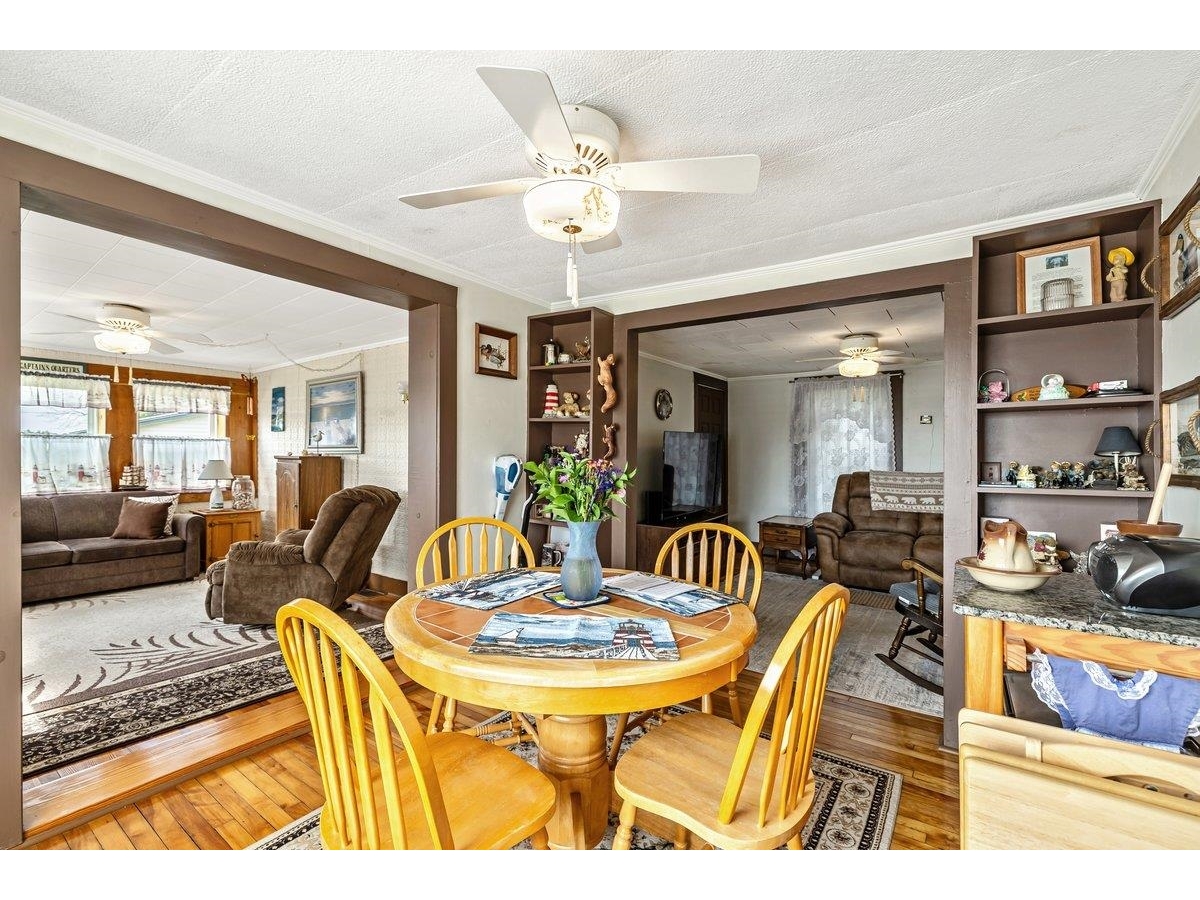 423 East Alburgh Road