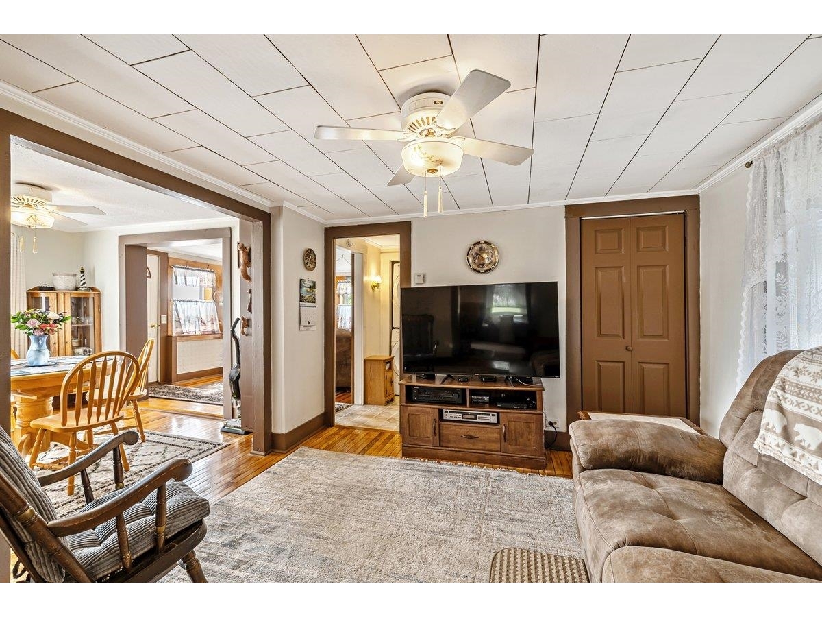 423 East Alburgh Road