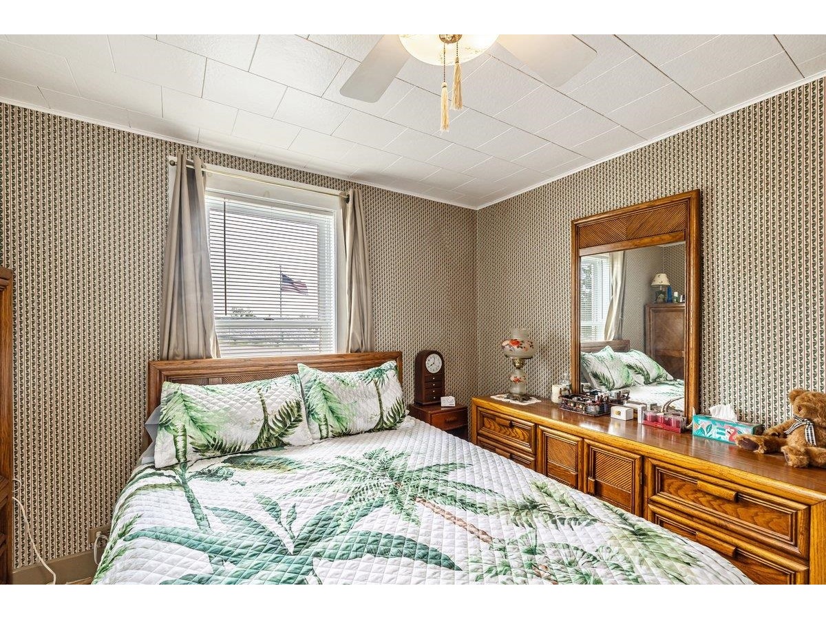 423 East Alburgh Road