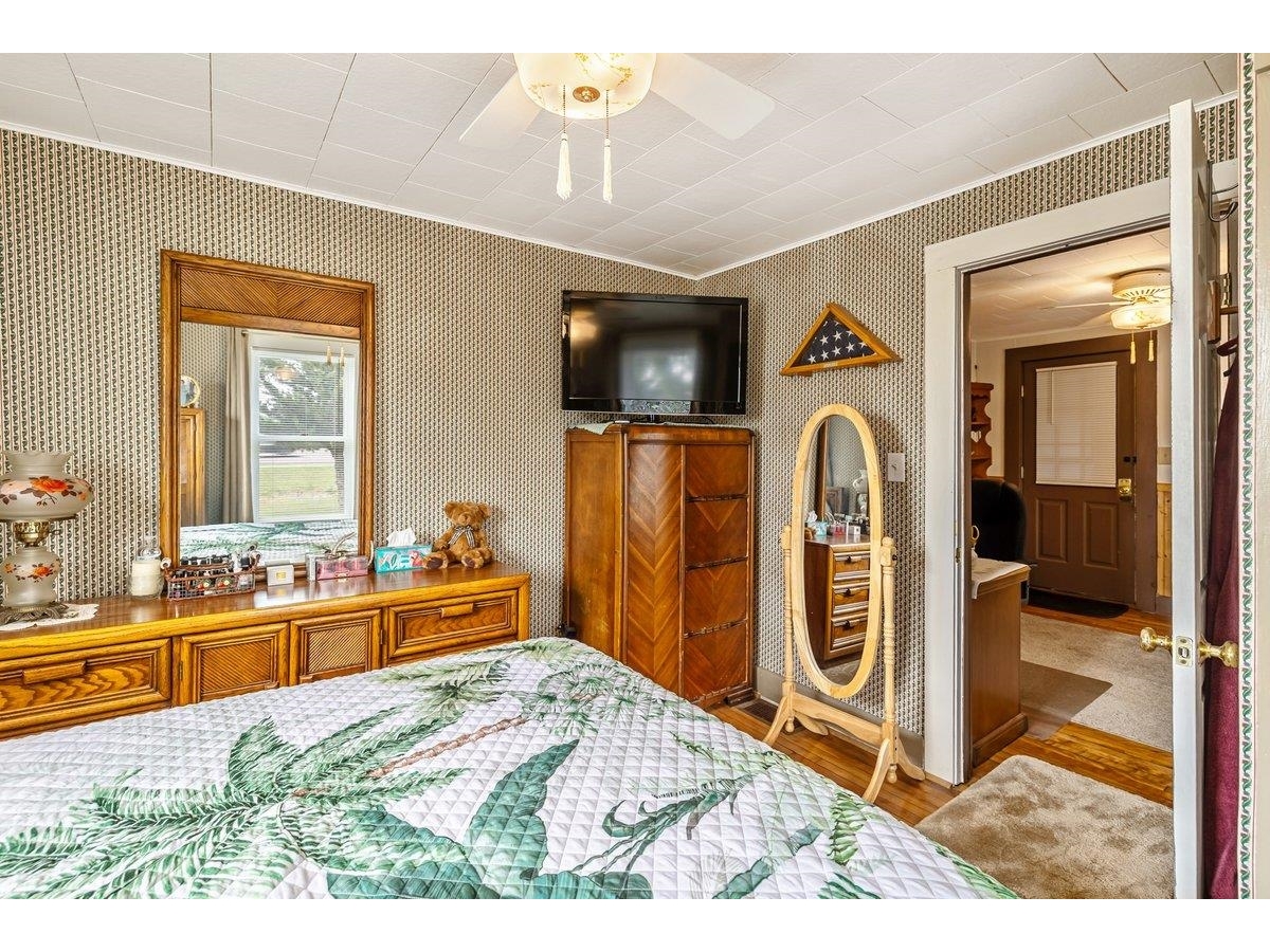 423 East Alburgh Road