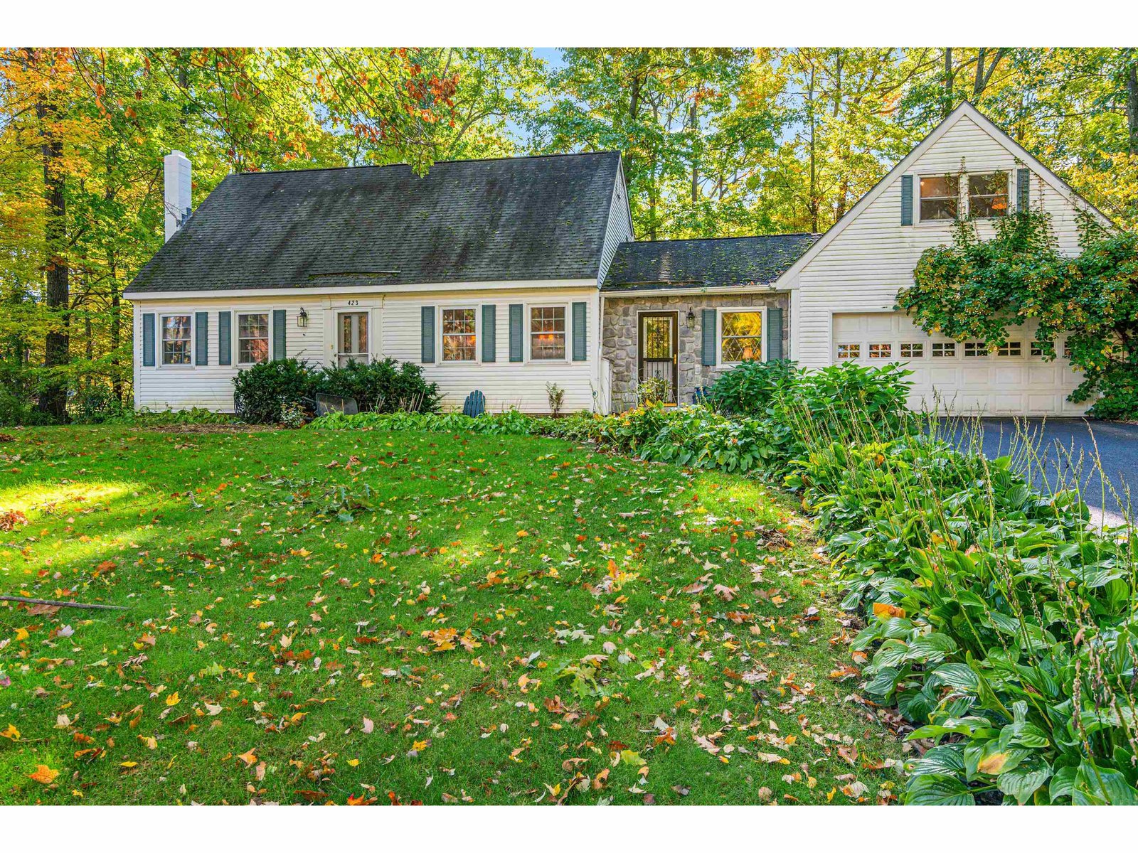 423 Oak Circle