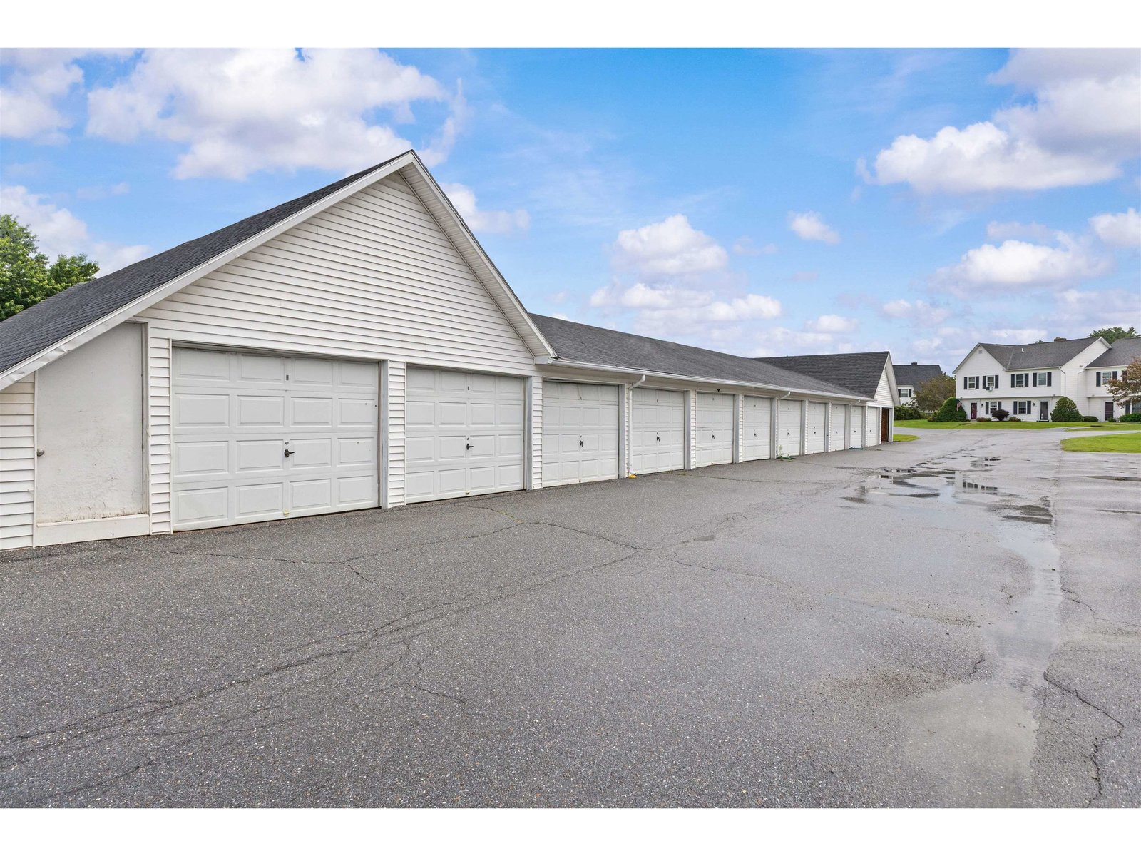 423 Westview Circle
