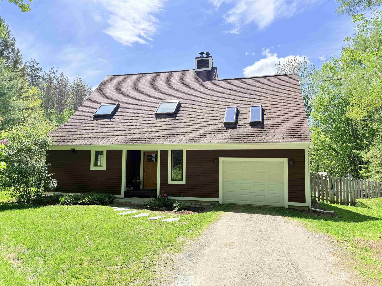 4232 Elmore Mountain Road