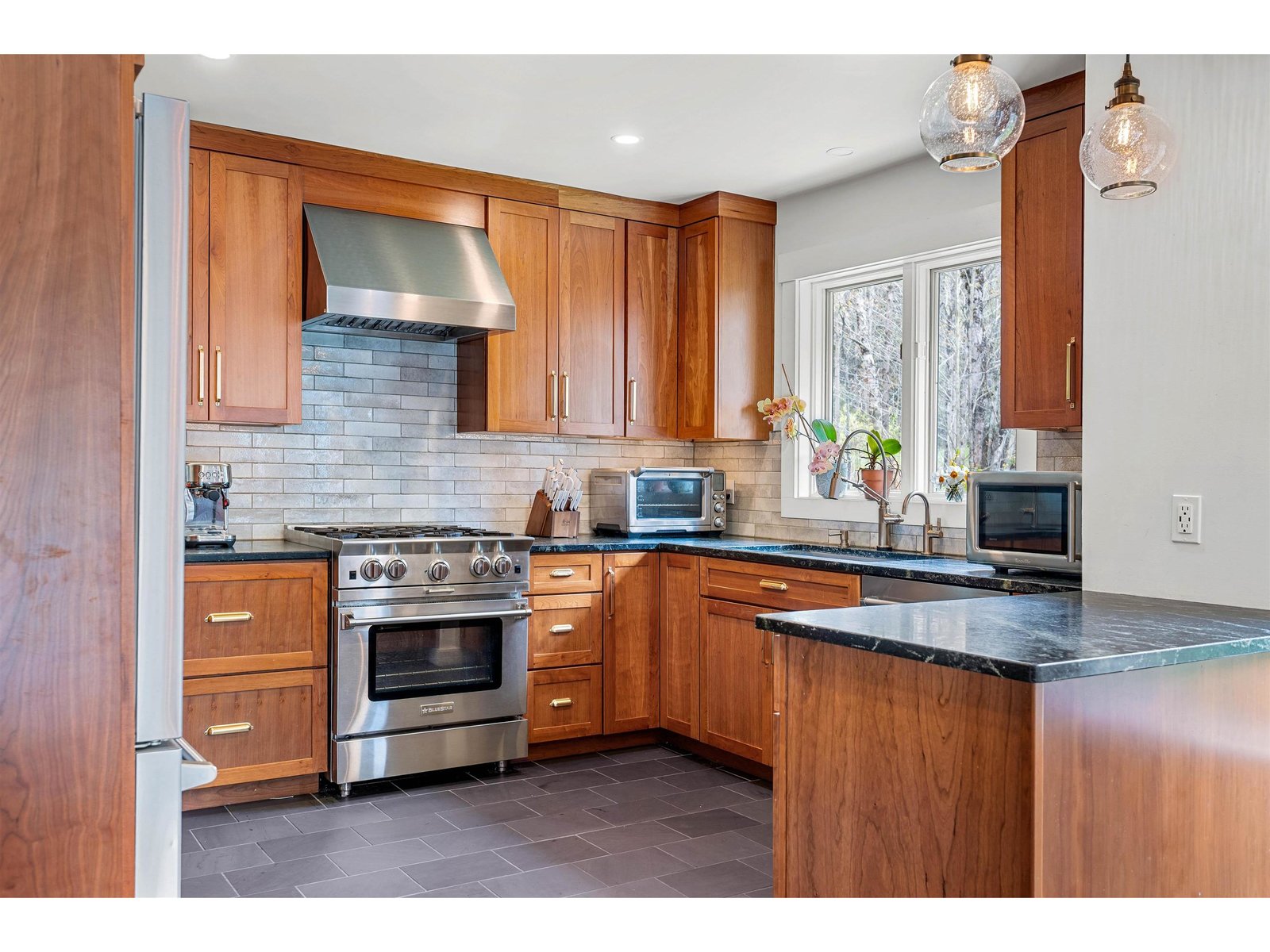 4232 Elmore Mountain Road