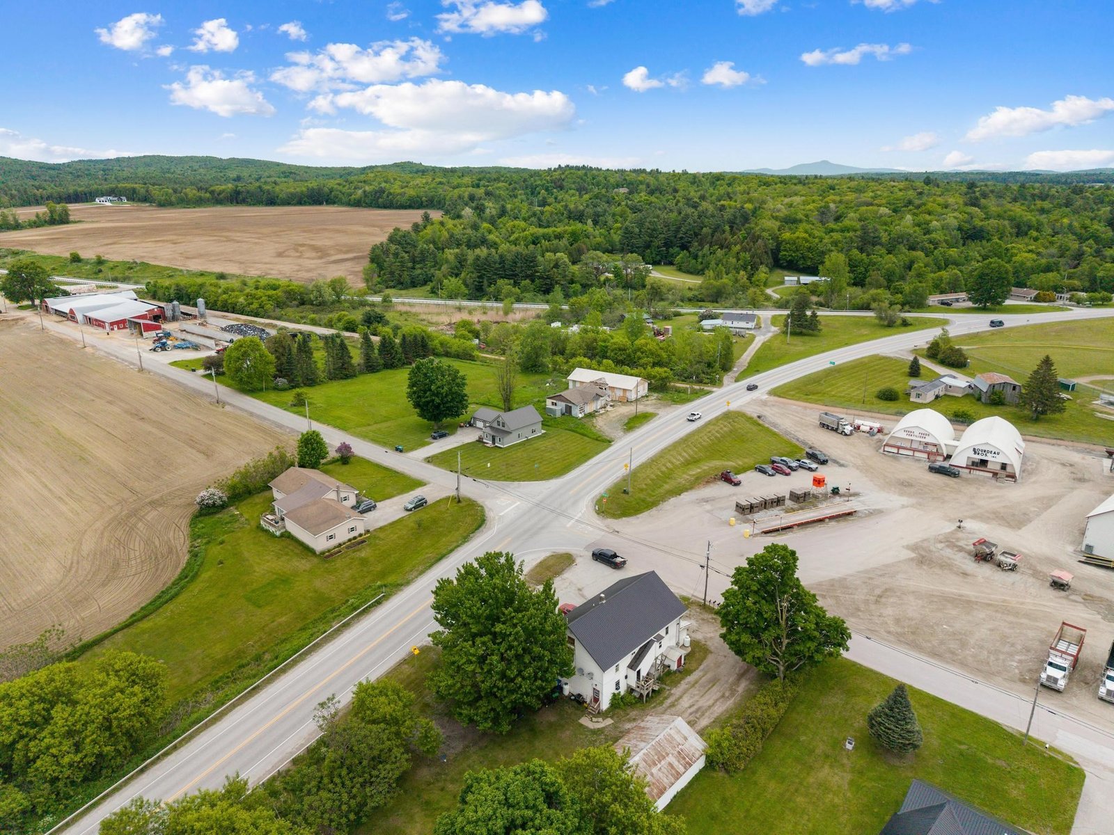 4232 Vermont Route 105