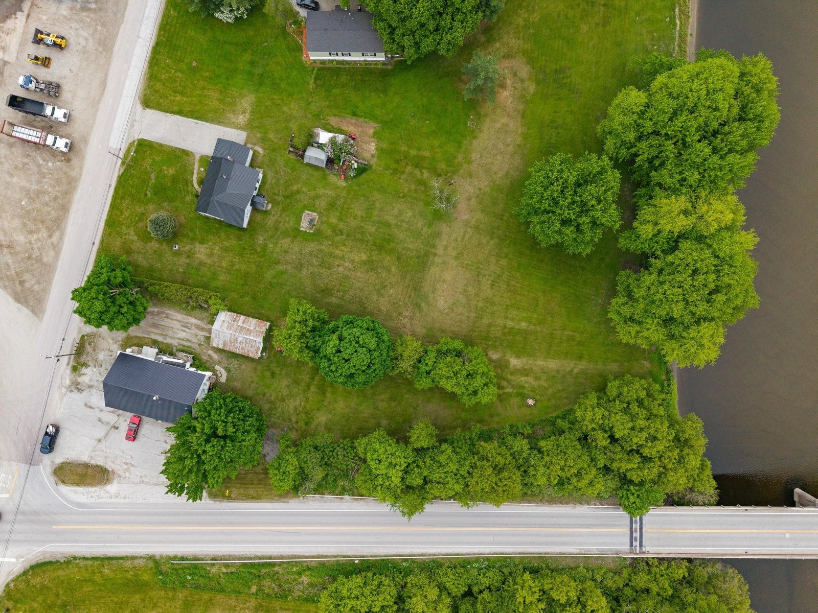 4232 Vermont Route 105