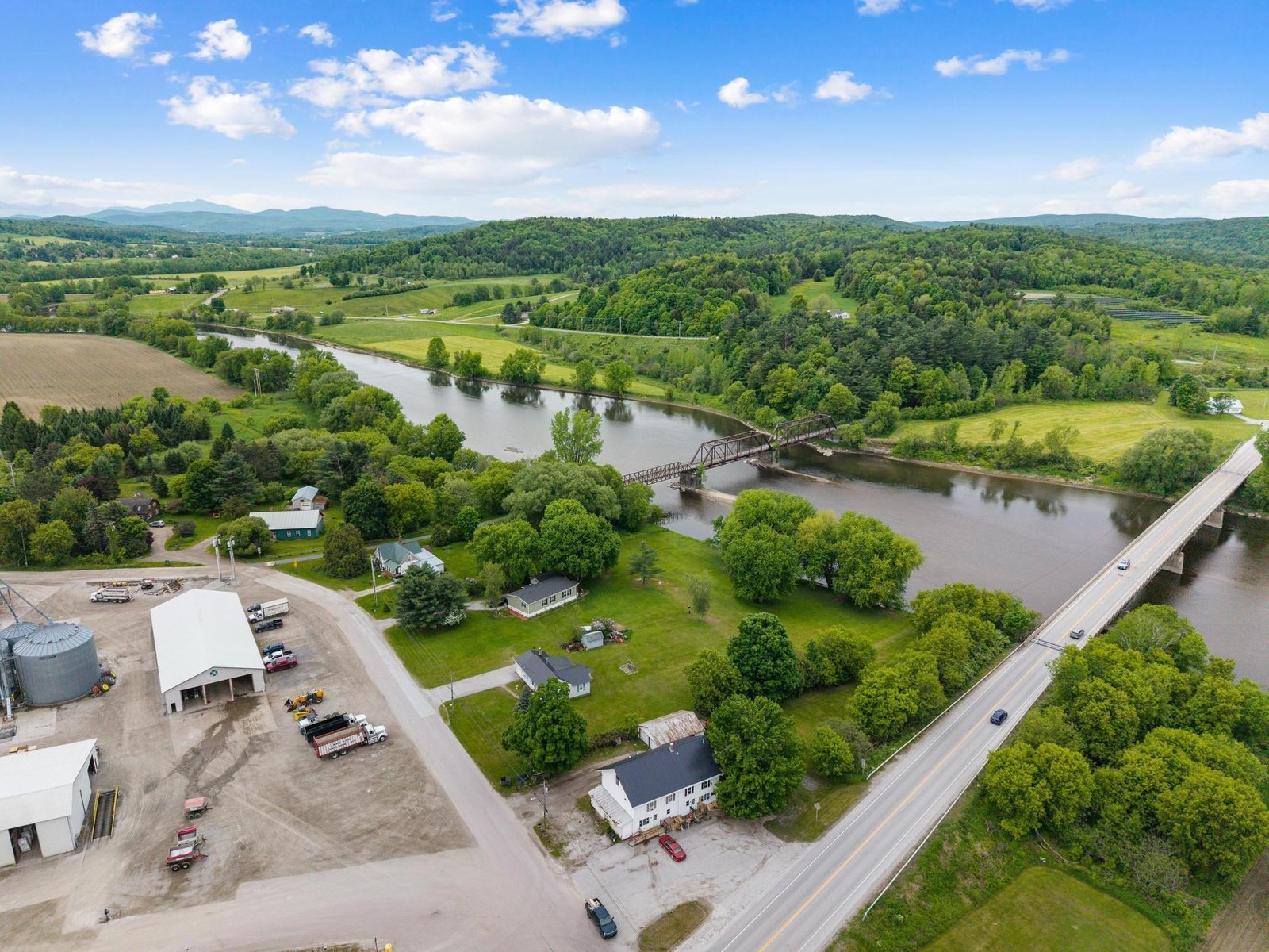 4232 Vermont Route 105