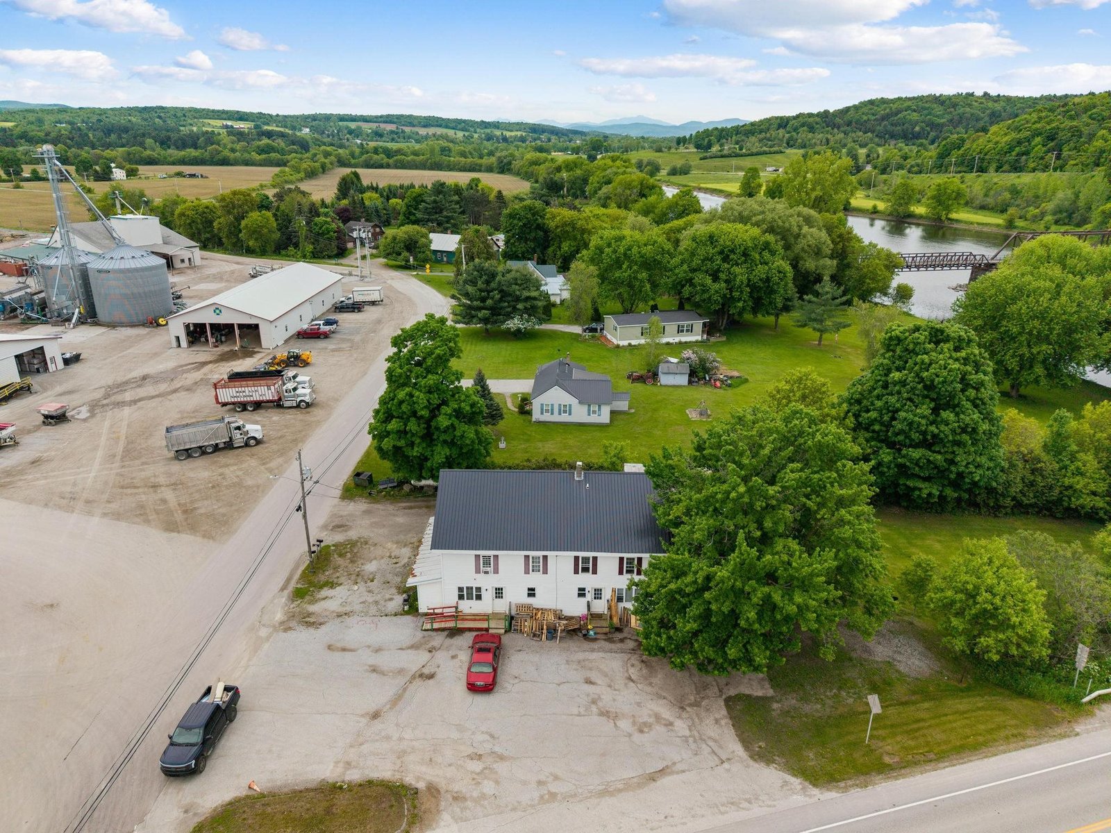 4232 Vermont Route 105