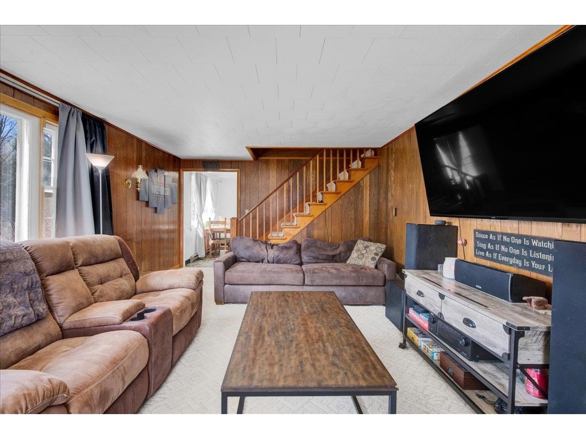 424 Lower Village Road