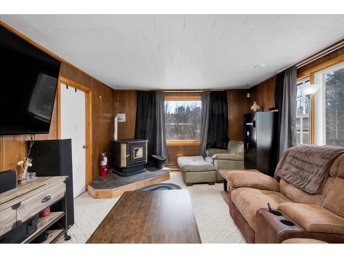 424 Lower Village Road
