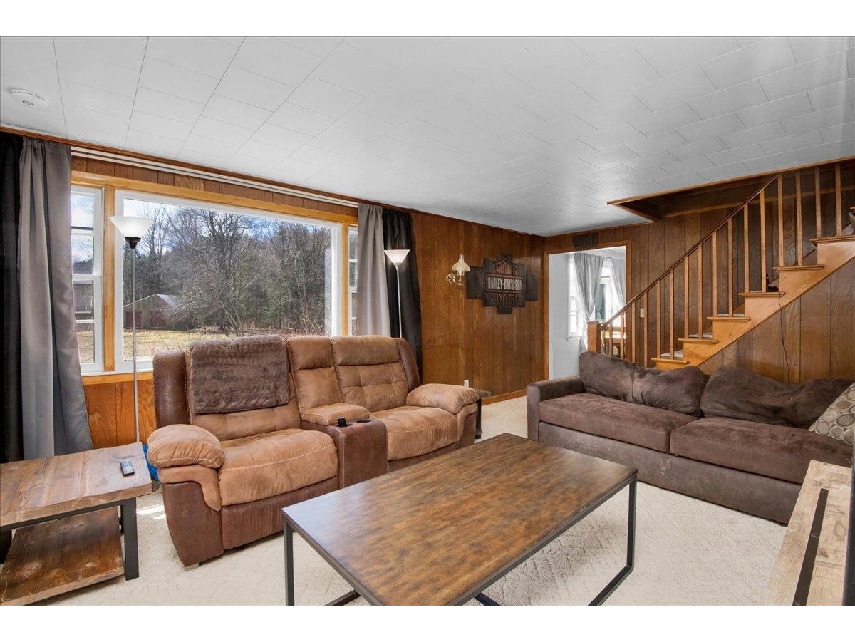 424 Lower Village Road