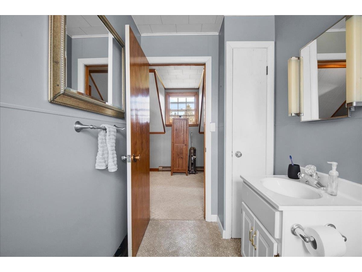424 Lower Village Road