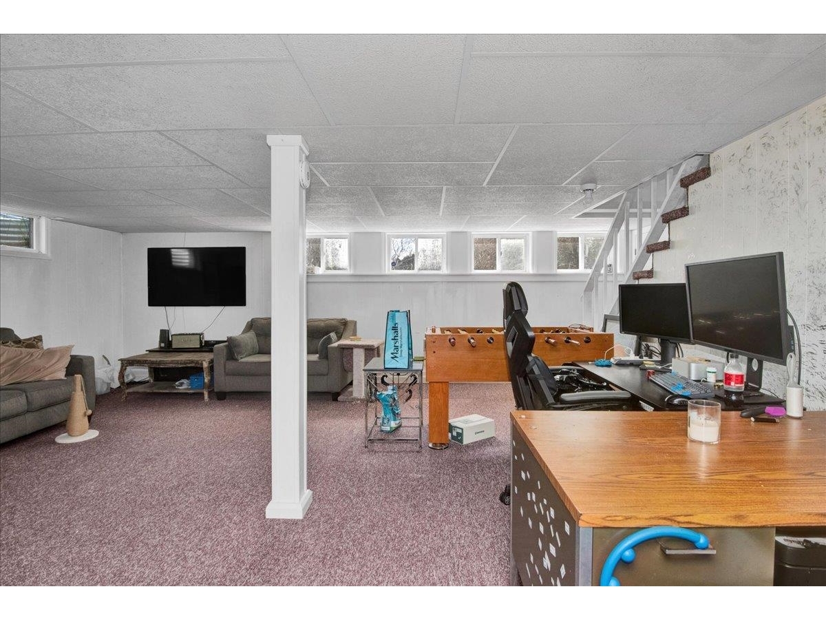 424 Lower Village Road