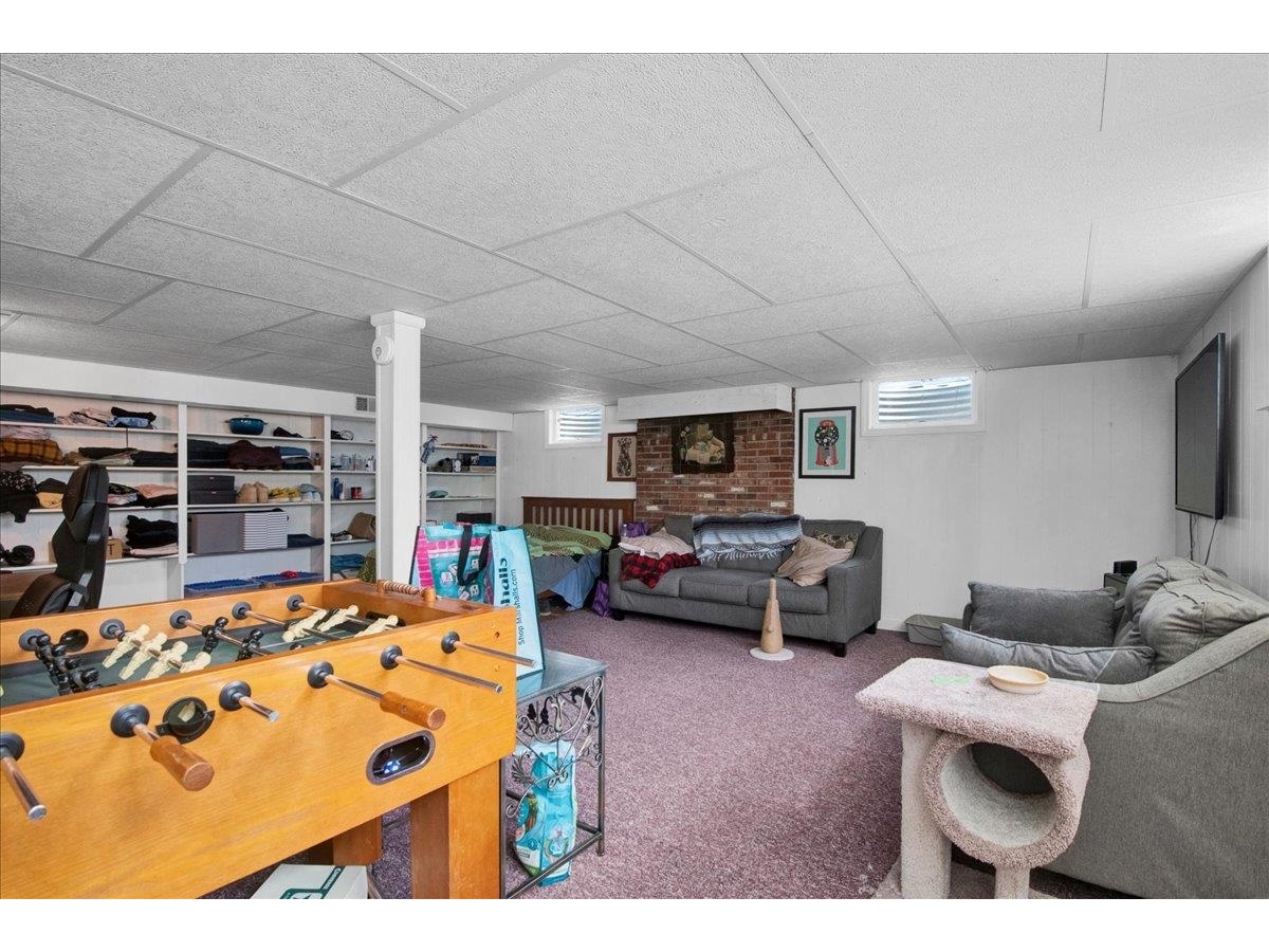 424 Lower Village Road