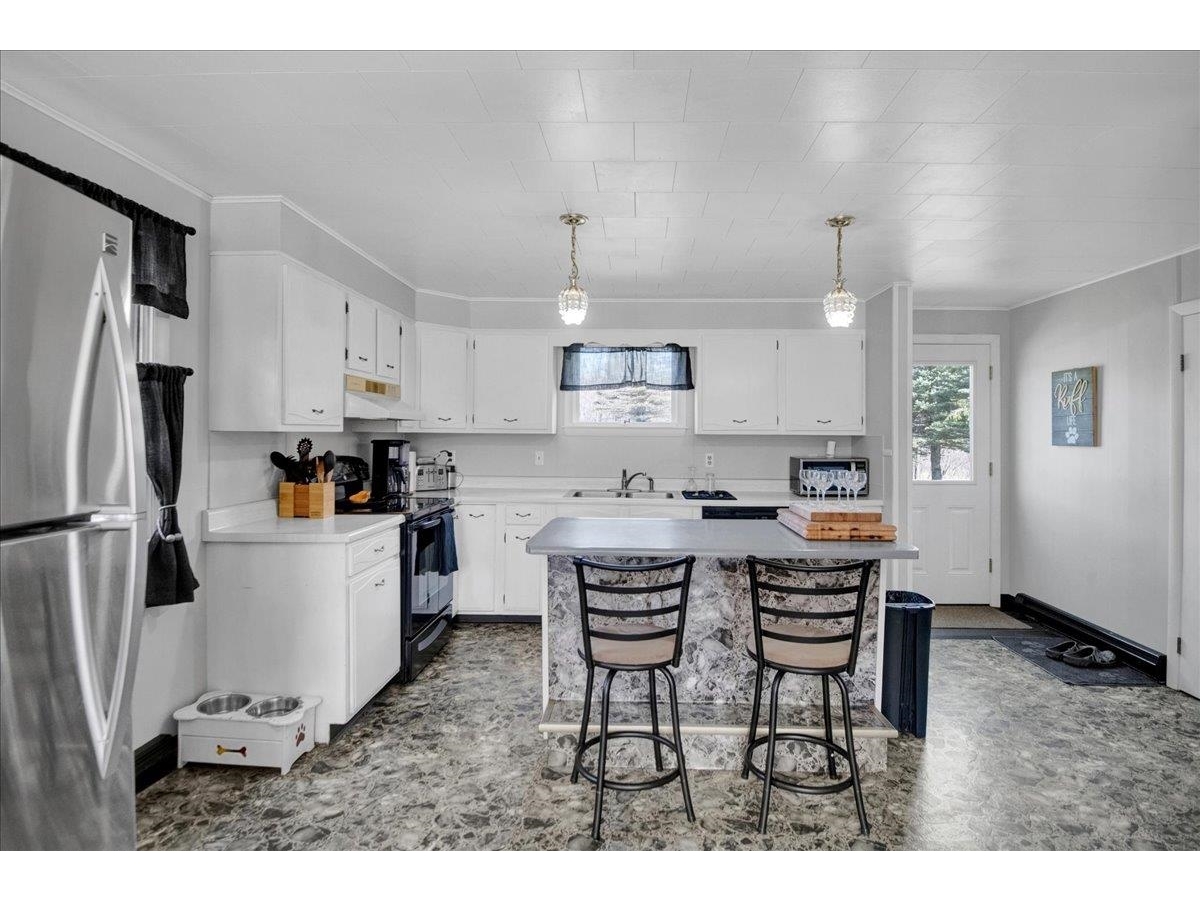 424 Lower Village Road