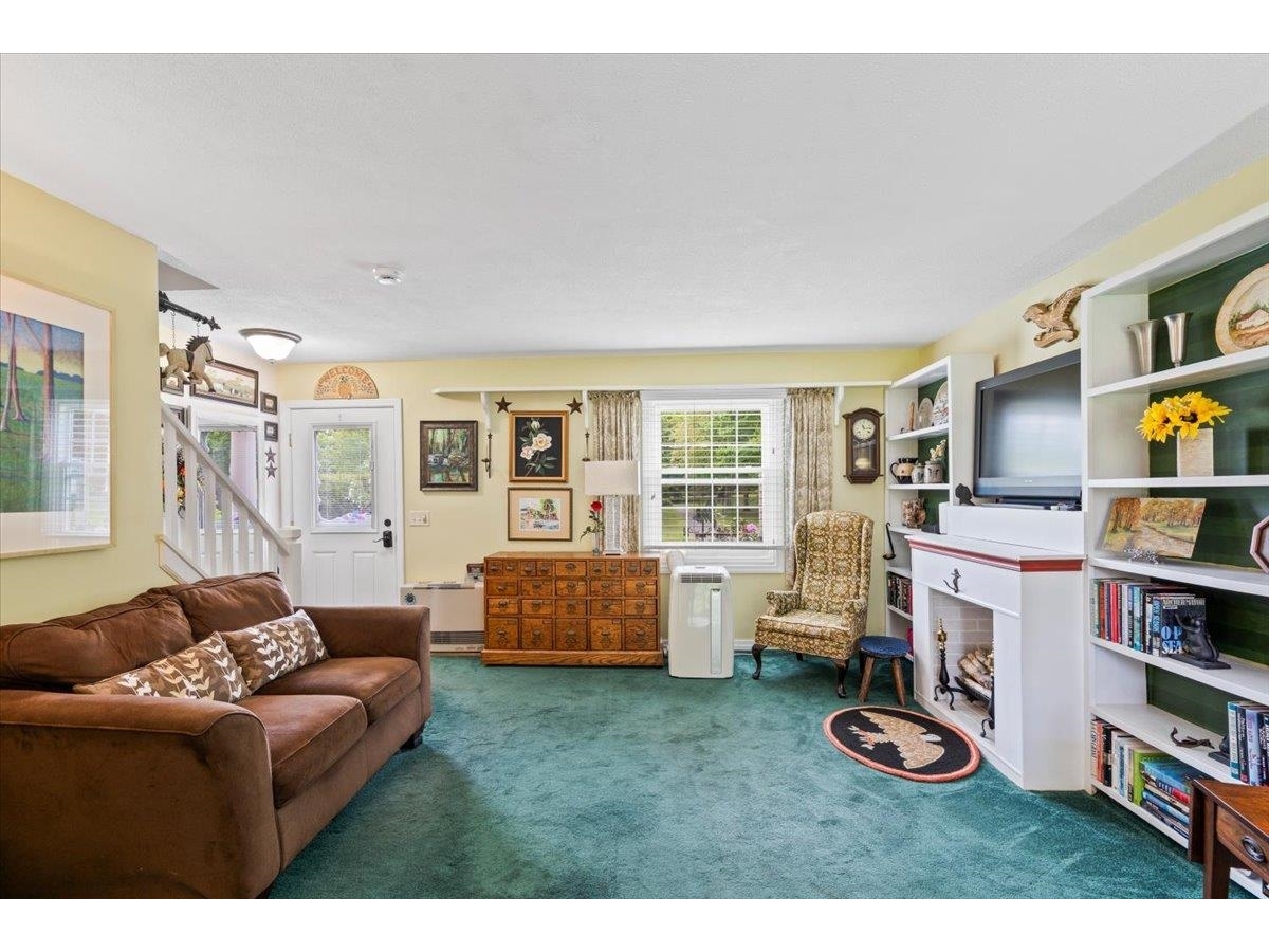 425 Dorset Street, Unit 10