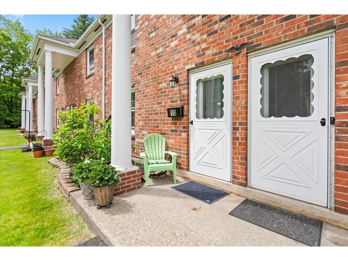 425 Dorset Street, Unit 10