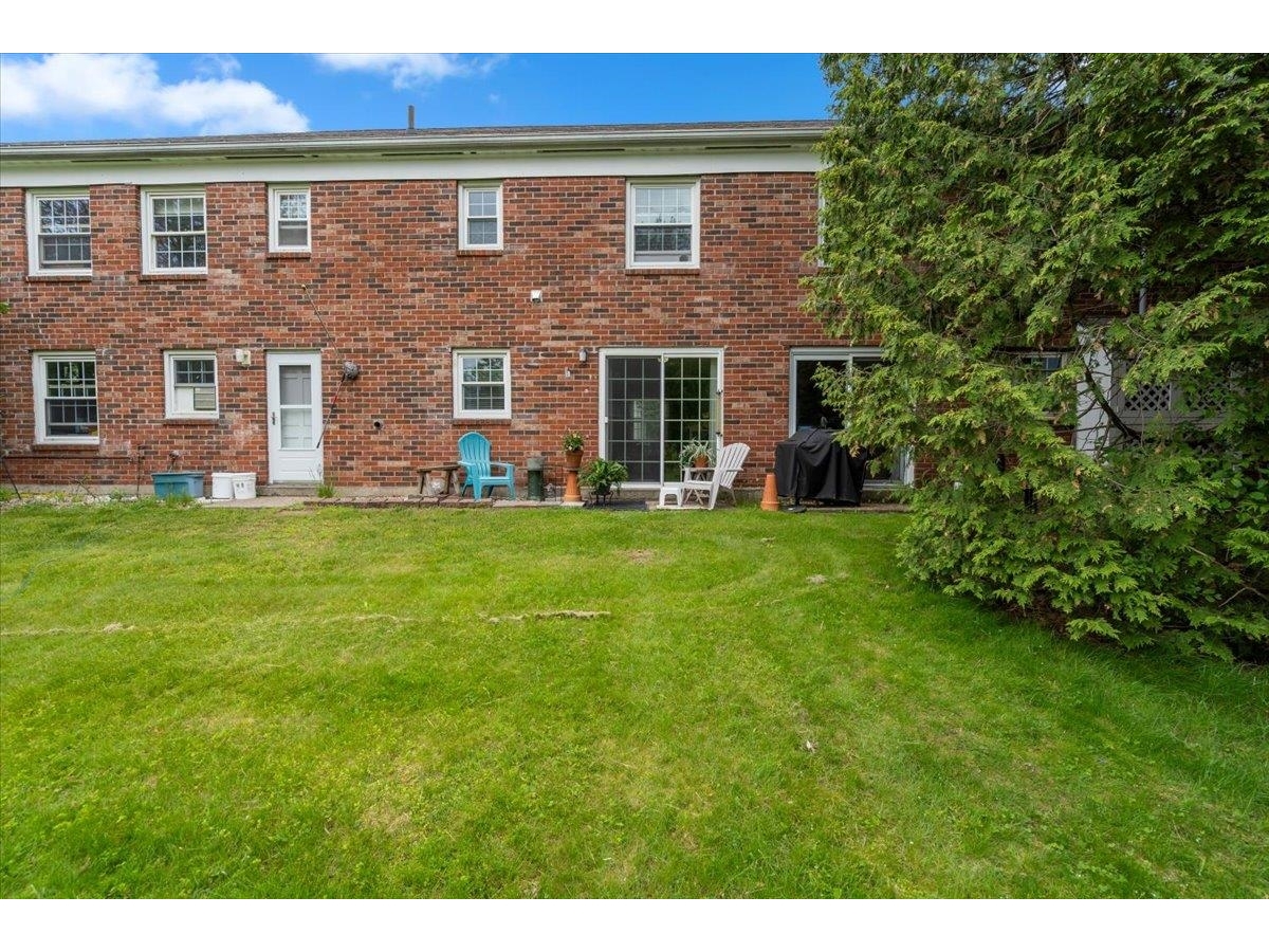 425 Dorset Street, Unit 10