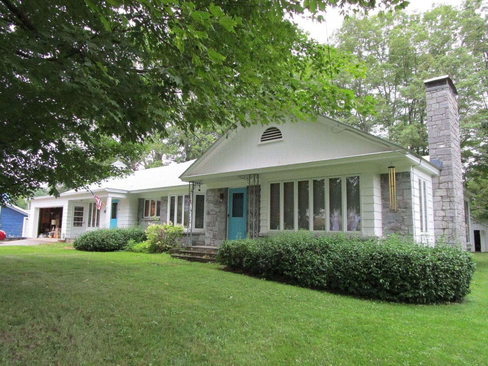 425 E Main Street