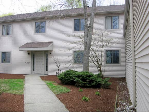 425 Locust Hill, Unit 425