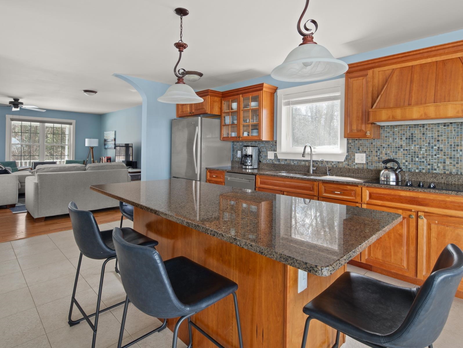 4261 Georgia Shore Road