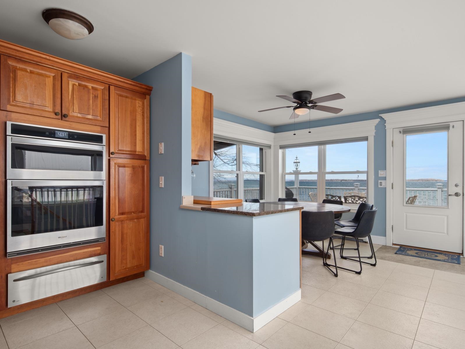 4261 Georgia Shore Road