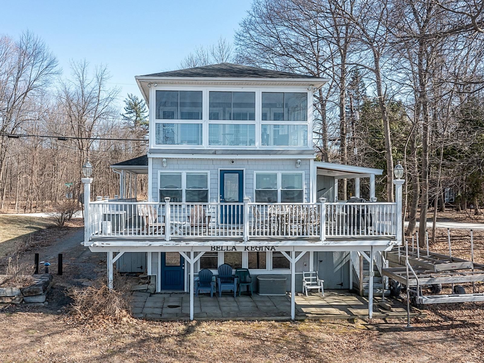 4261 Georgia Shore Road