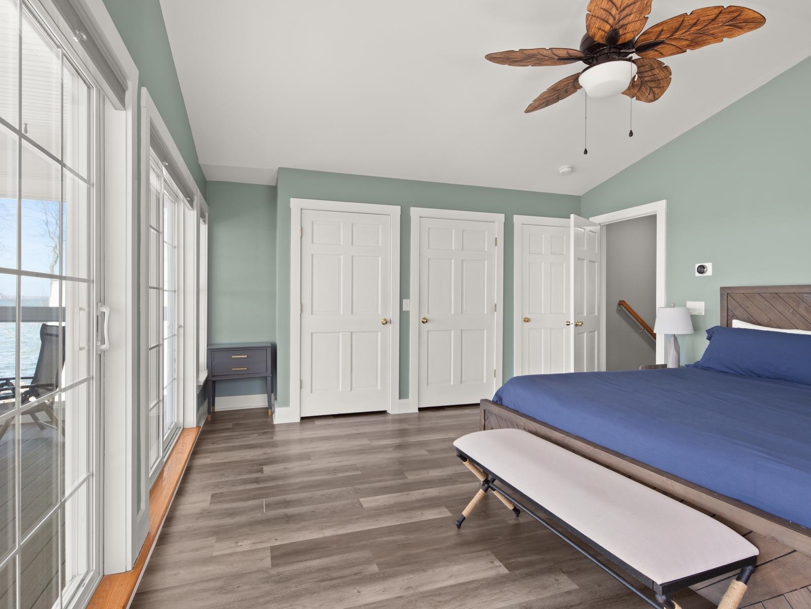 4261 Georgia Shore Road