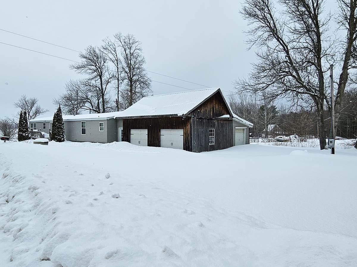 427 Dewing Road