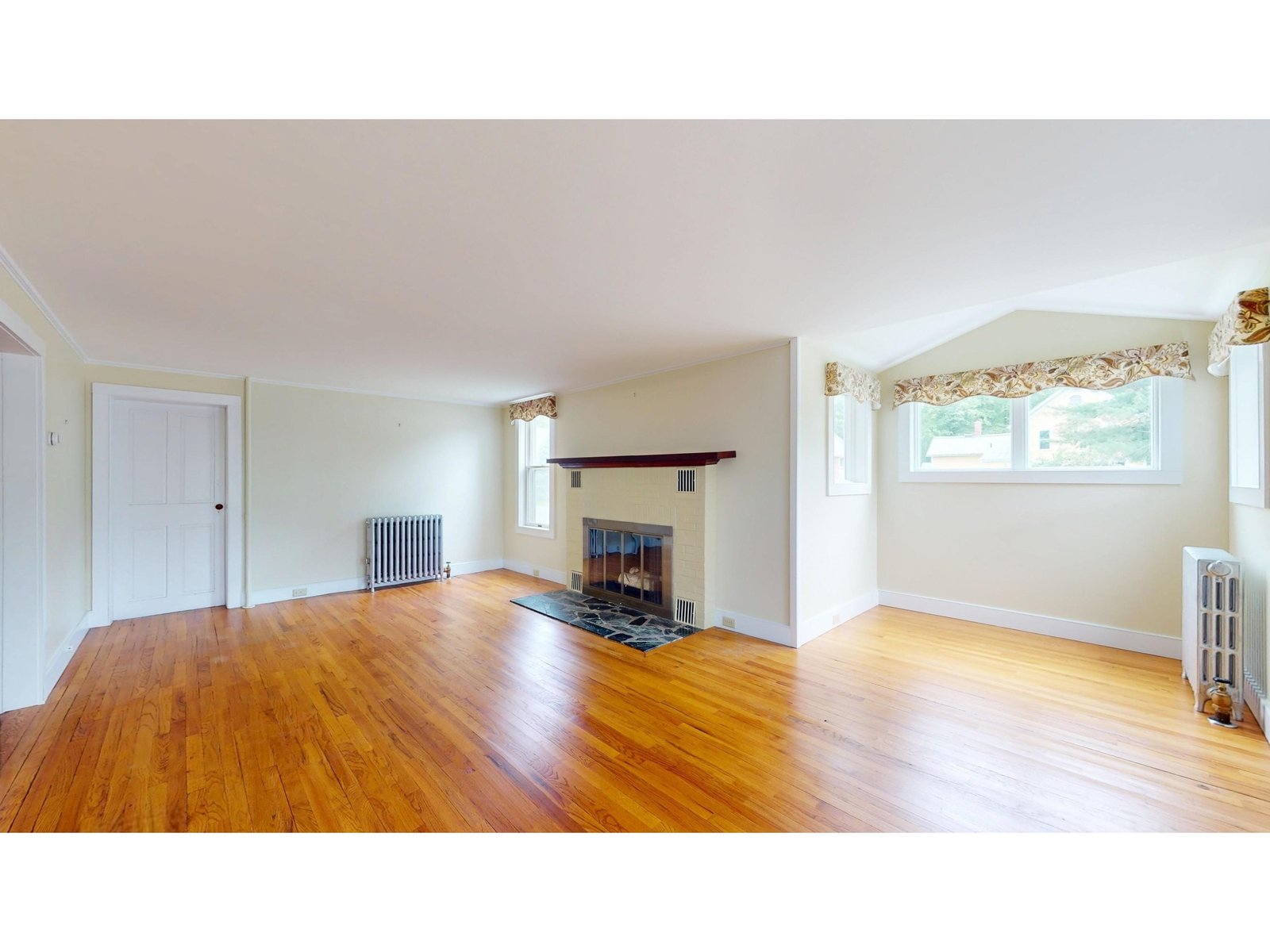427 E Main Street