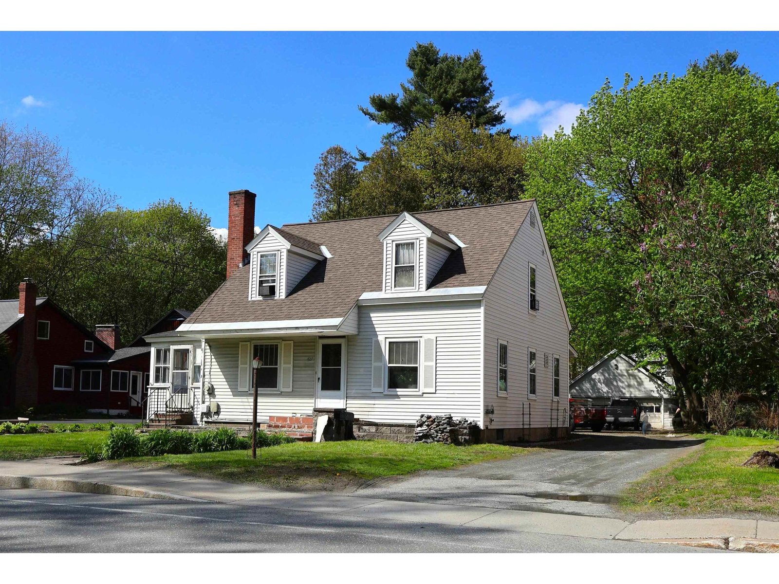 427 Maple Street