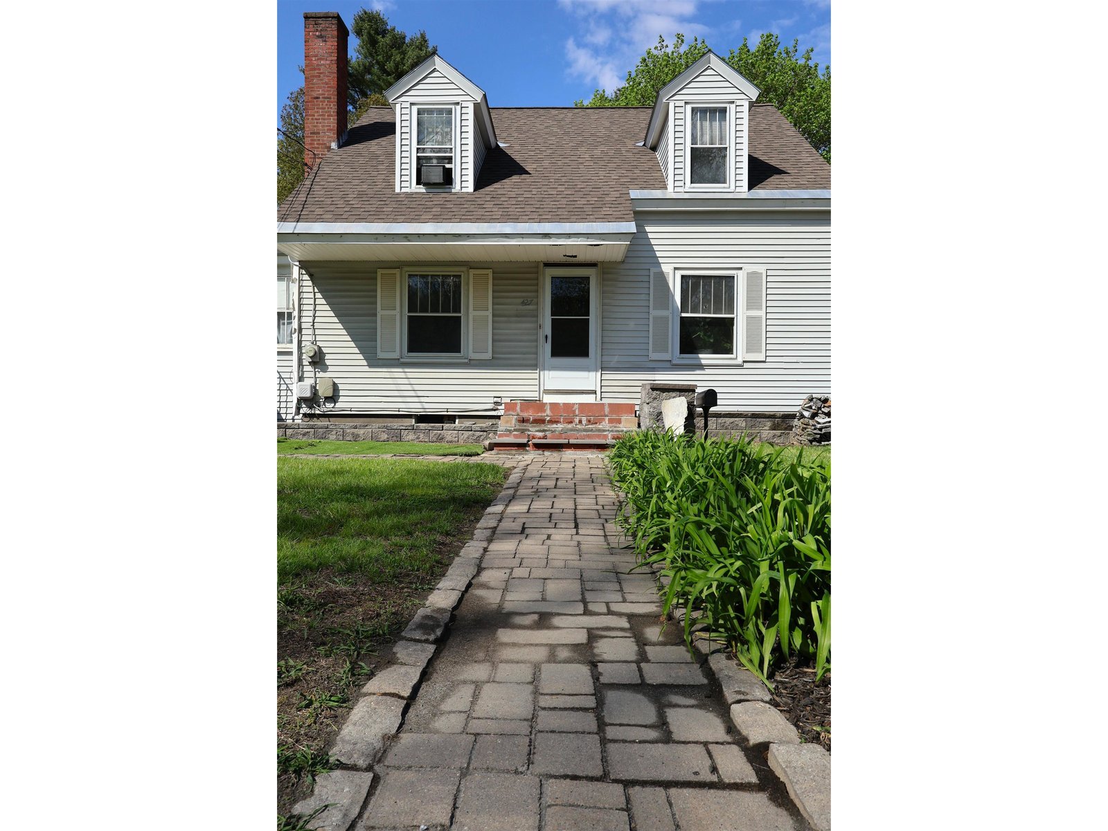 427 Maple Street