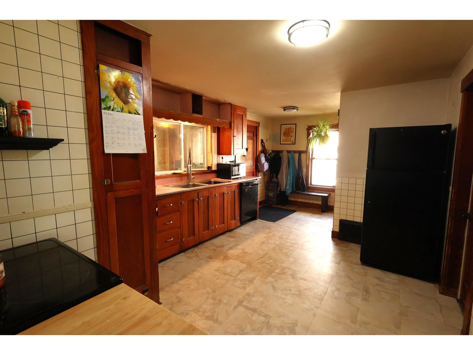 427 Maple Street