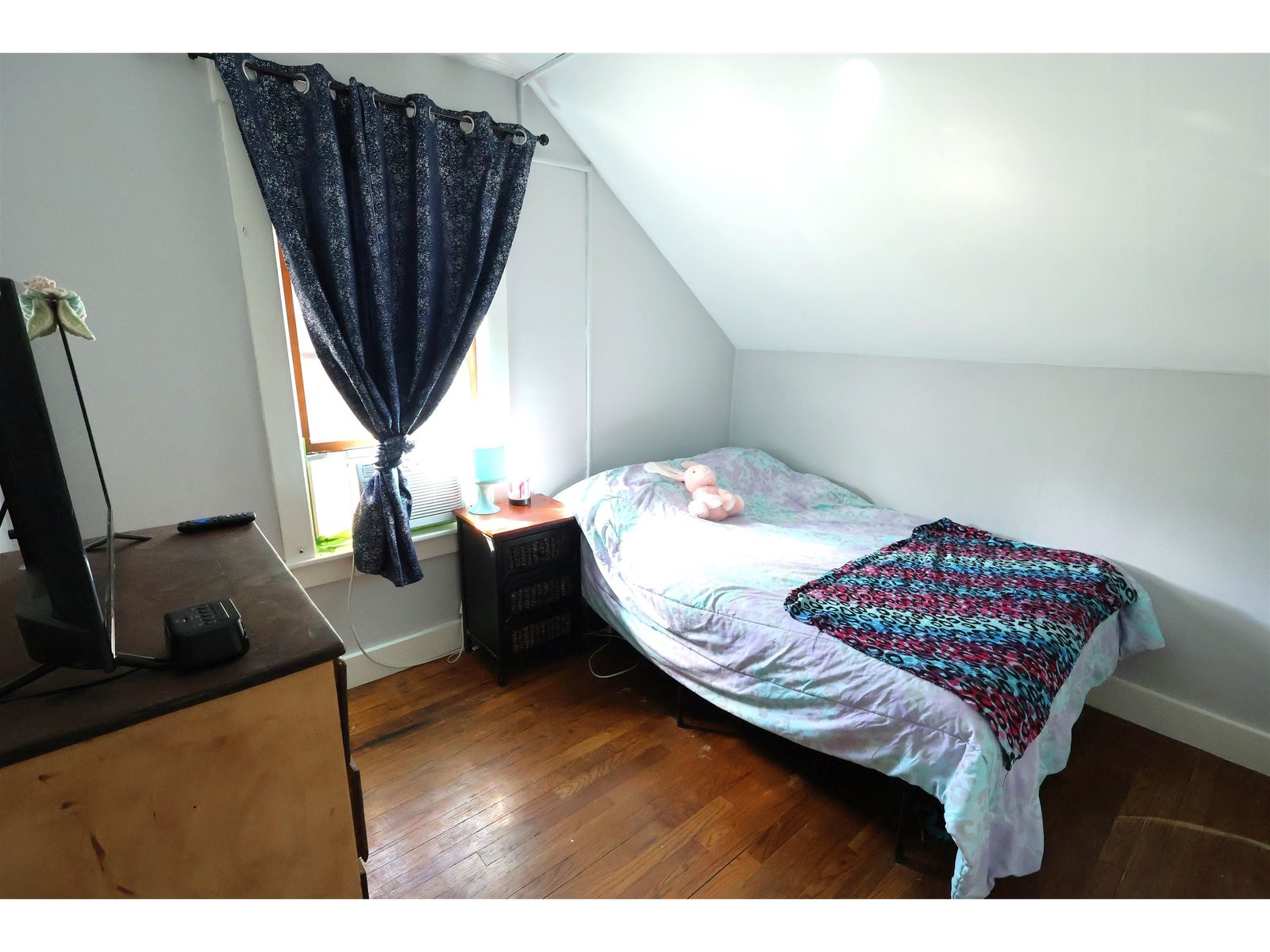 427 Maple Street