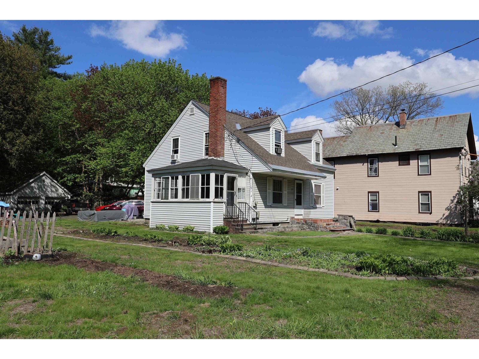427 Maple Street