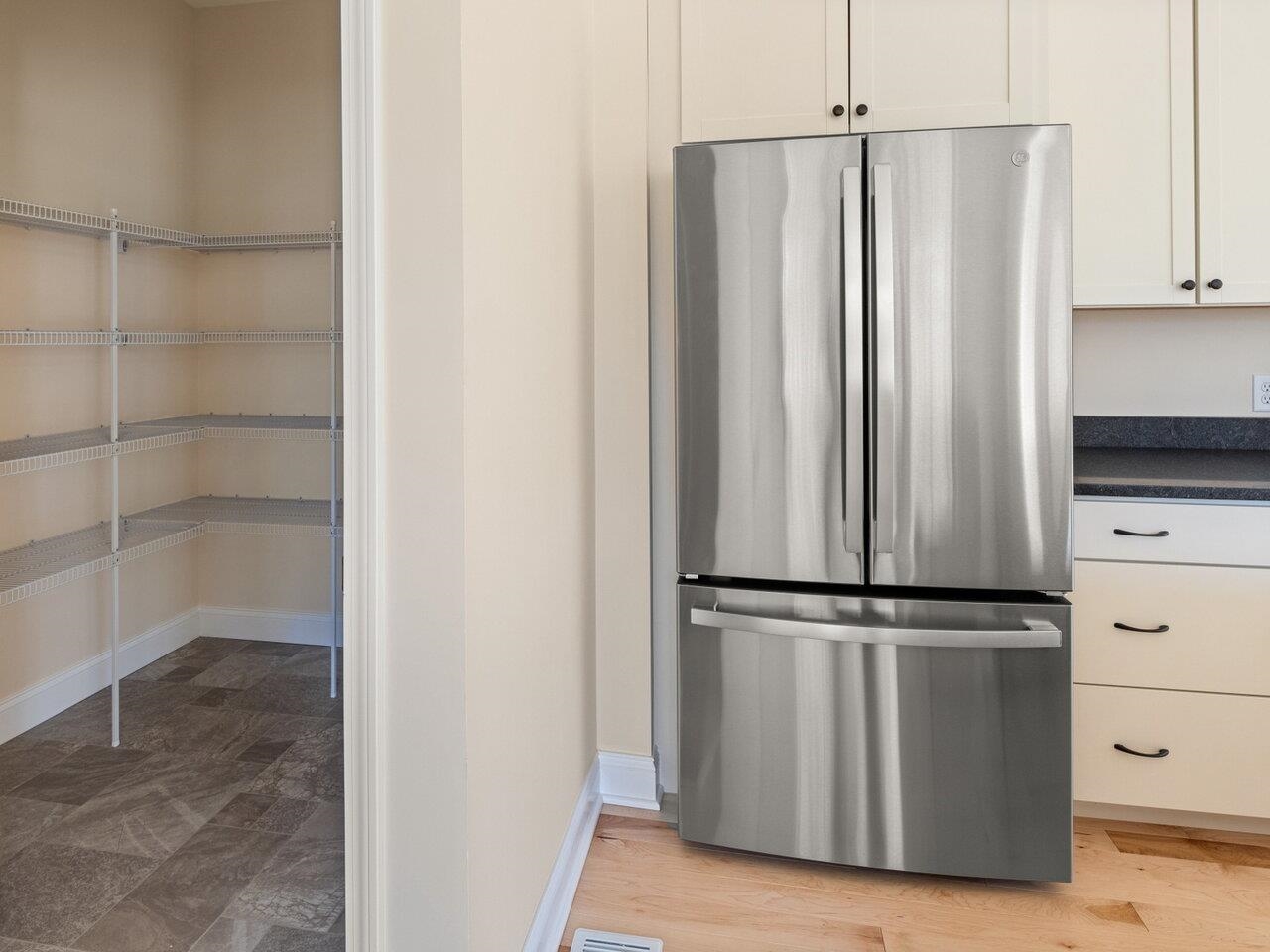 Walk-in Pantry