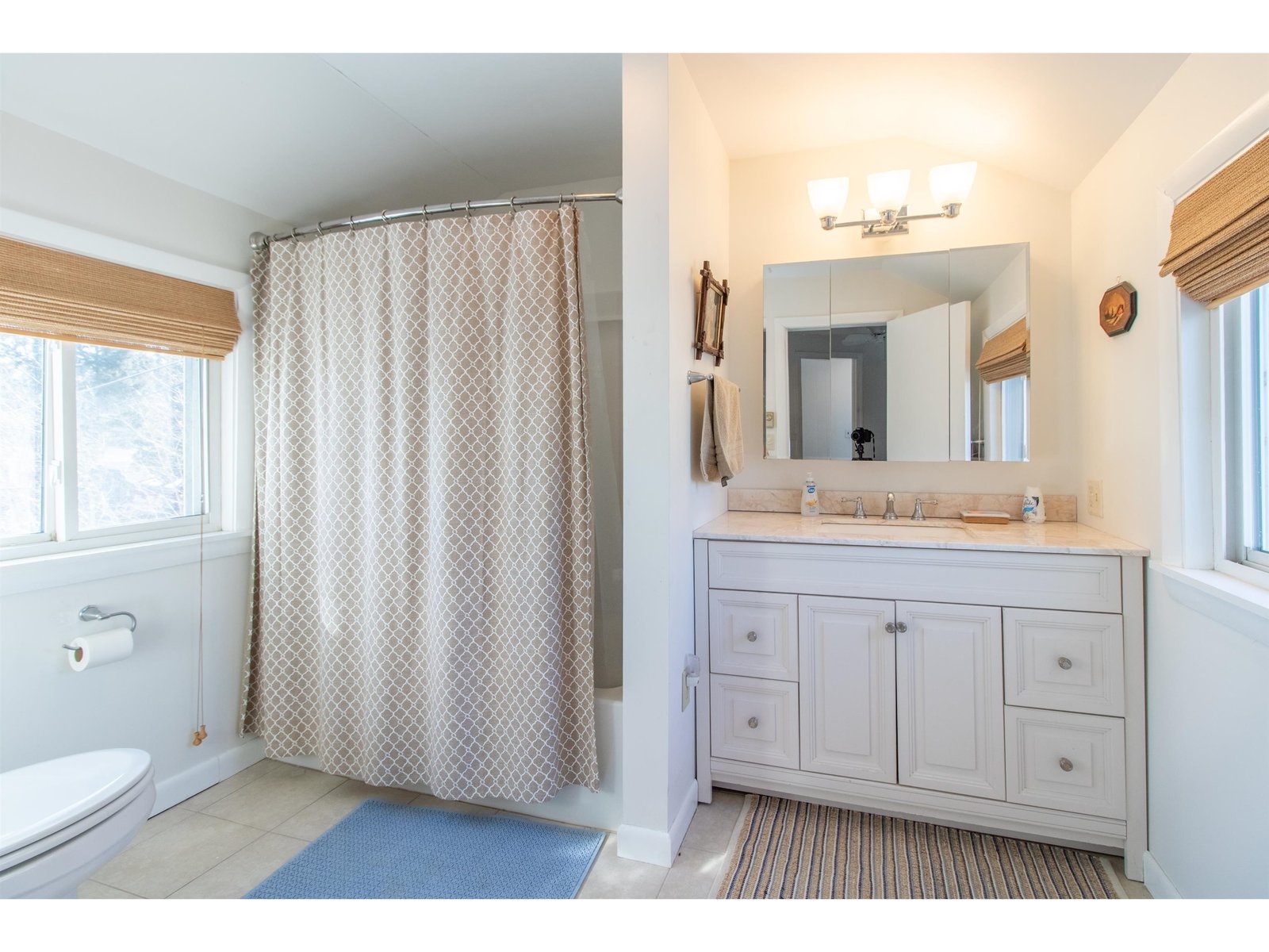 2nd floor bath