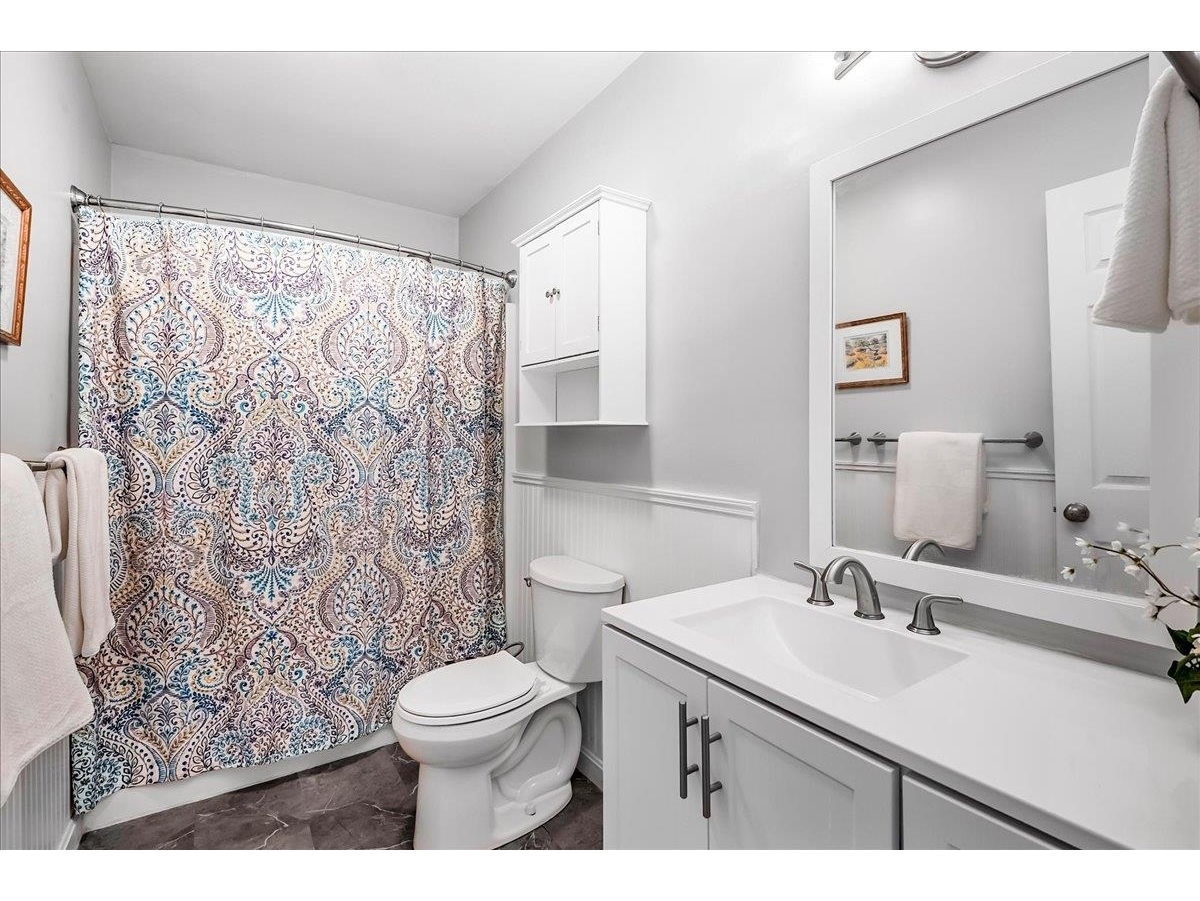 43 Colonial Road, Unit 101