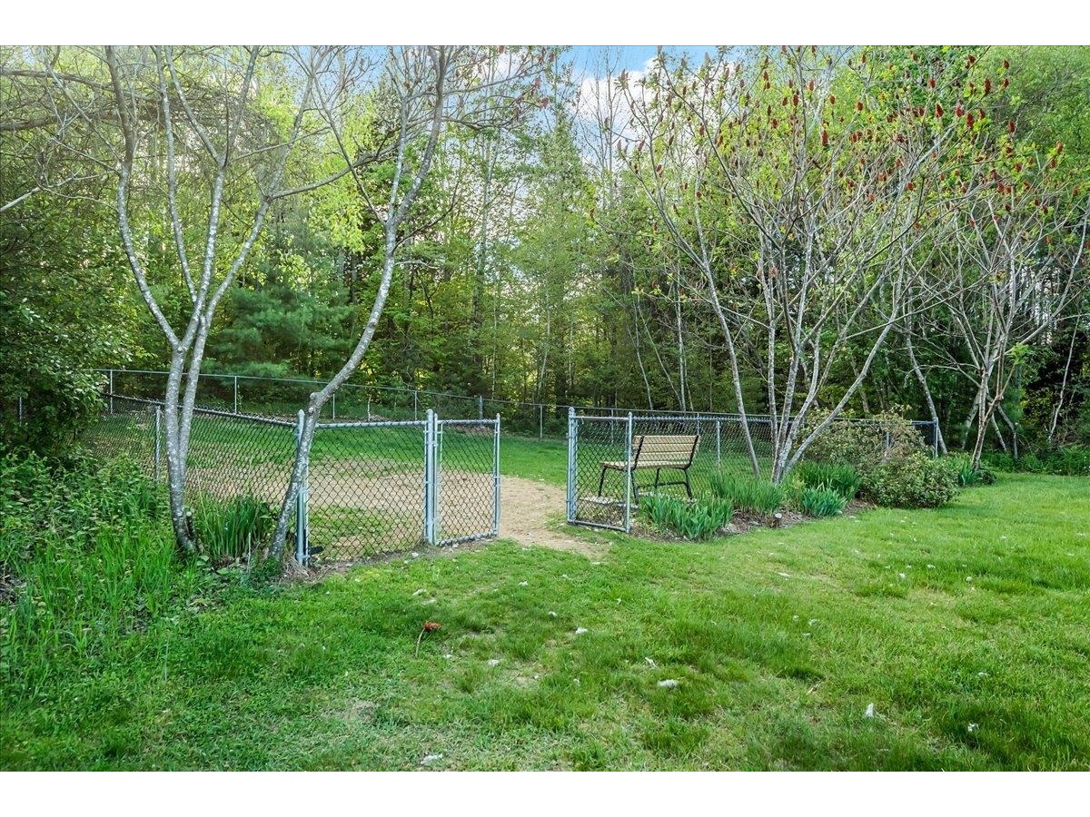 43 Colonial Road, Unit 101