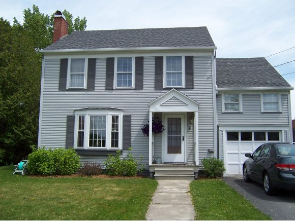 43 Dickinson Ave