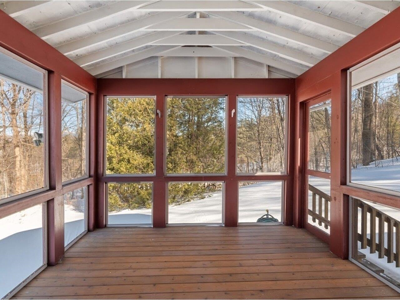 Gorgeous screen room