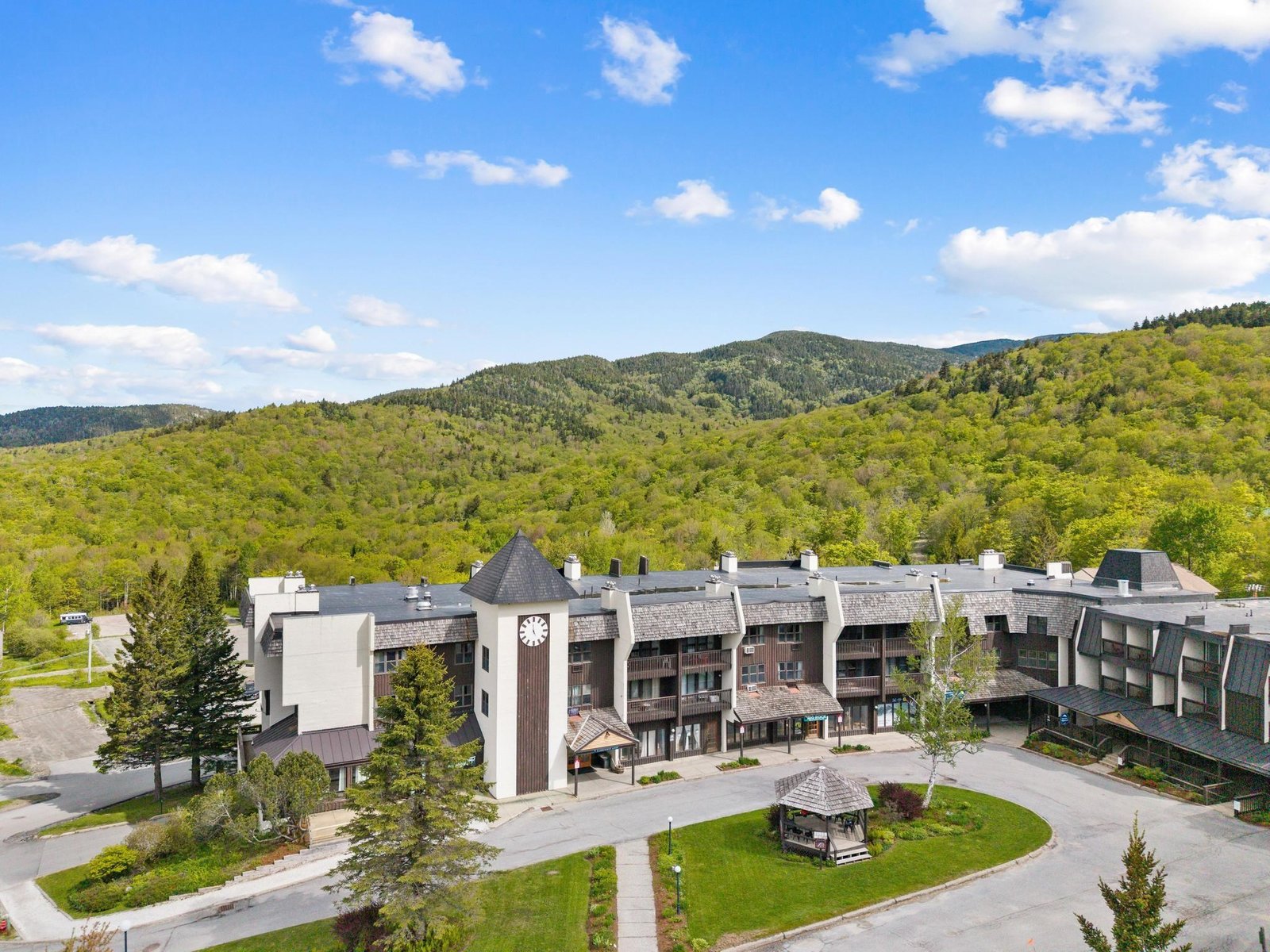 4302 Bolton Valley Access Road, Unit 296