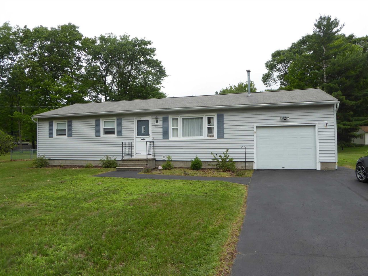 435 Belair Drive