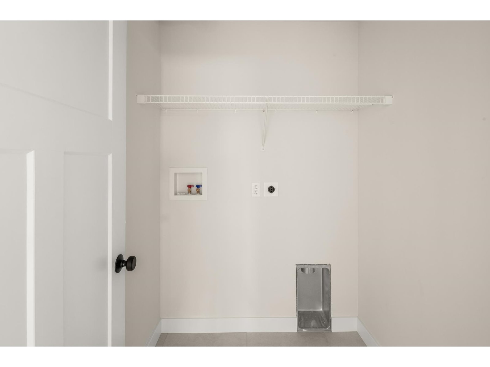 435 Commodore Drive, Unit 19