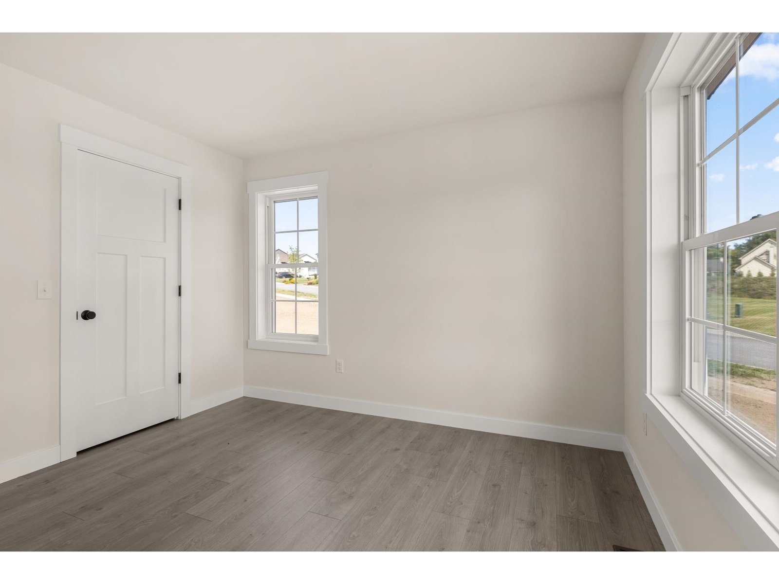 435 Commodore Drive, Unit 19