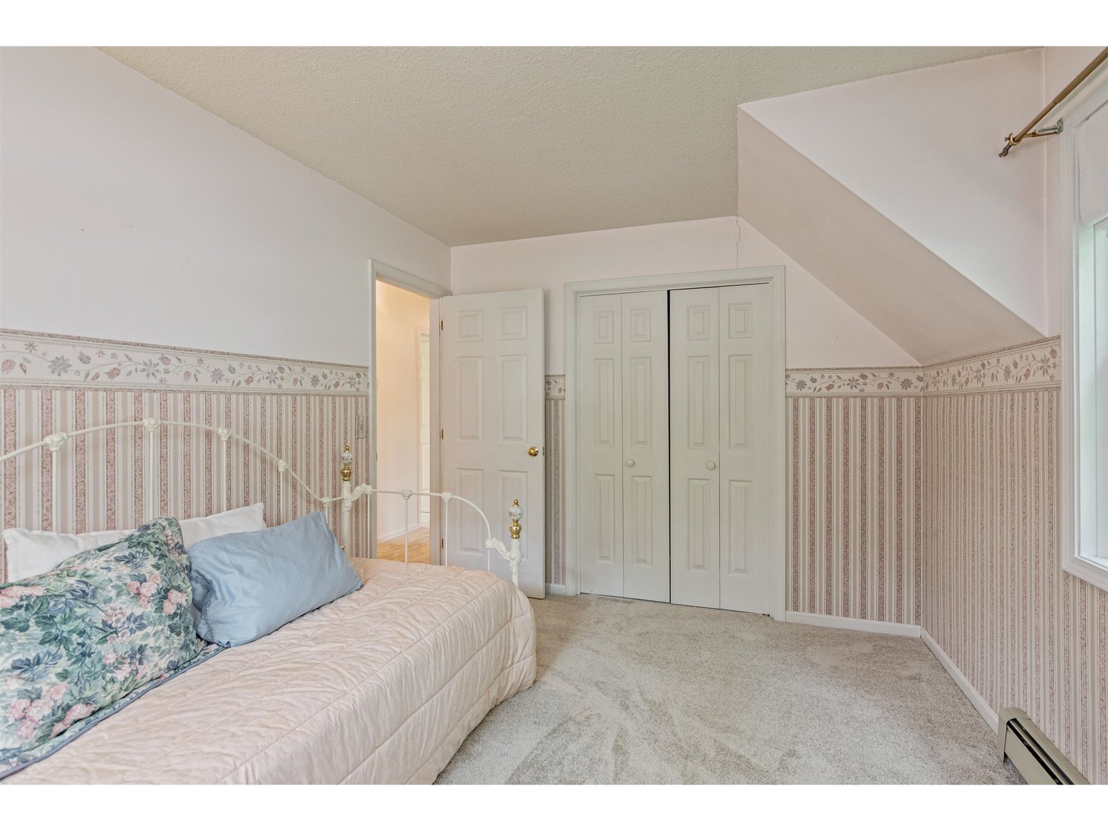 Second Floor: Bedroom 2