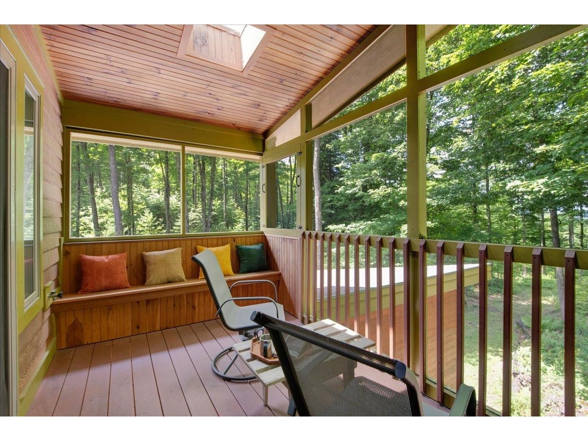 Screened Balcony